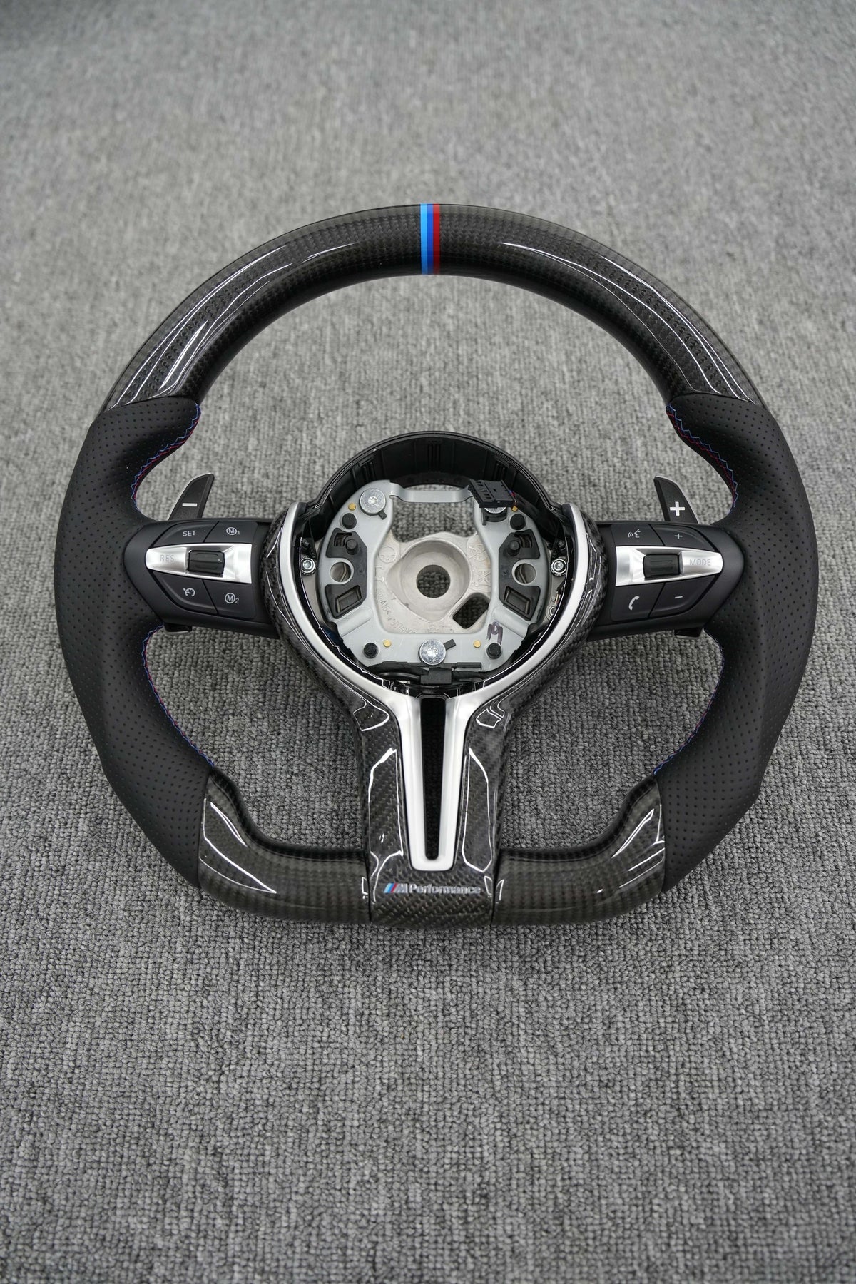 Carbon Sport Steering Wheel — BMW 2 / 3 / 4 Series & M2 / M3 (F22 / F30 / F32 / F87 / F80)